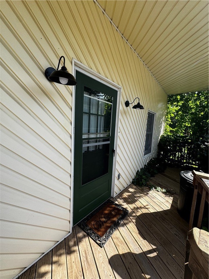 193 Main St - Photo 2 of 14