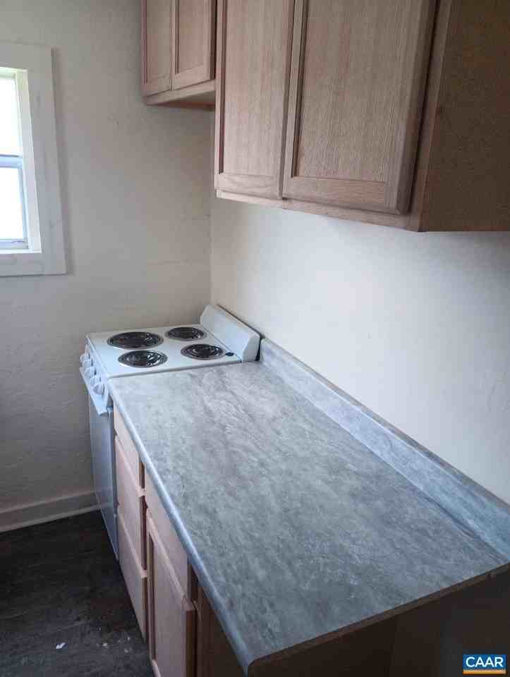 407 9th St Nw - Photo 6 of 19