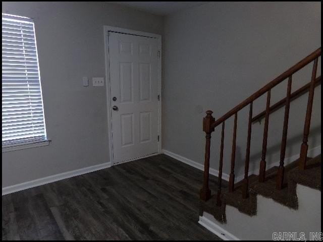 1805 Sanford Dr - Photo 5 of 24