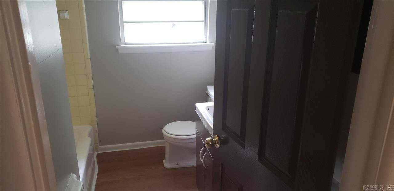 48 Westminister Dr - Photo 3 of 6