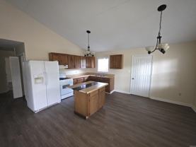 16910 Arch St - Photo 1 of 1