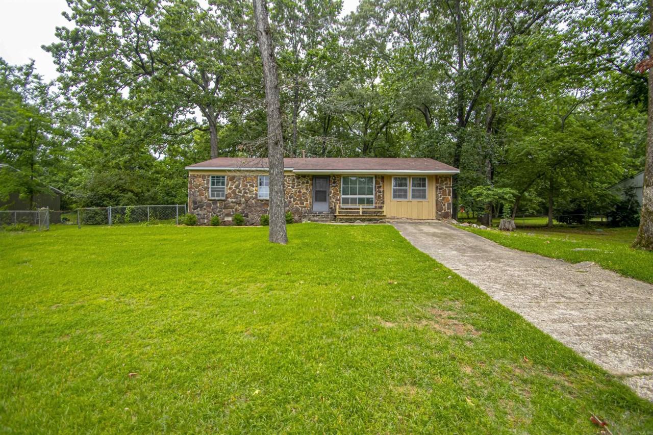 2932 Lakeside Dr - Photo 4 of 43
