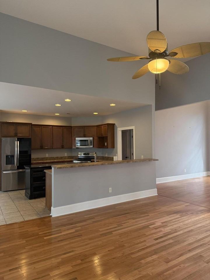 179 Blue Heron Dr - Photo 4 of 20
