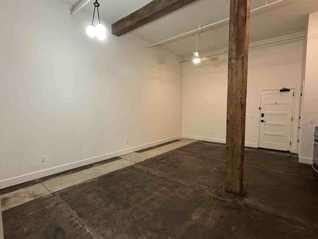 3717 2nd Ave #102 - Photo 7 of 7