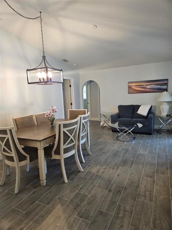 4347 Boggs St - Photo 7 of 48