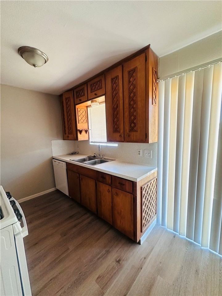 742 Purdue Rd - Photo 5 of 18