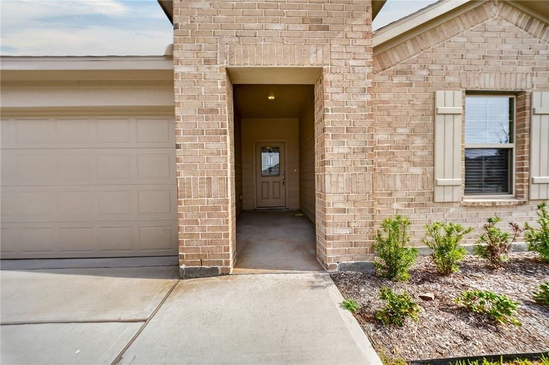 1334 Remys Way - Photo 4 of 32