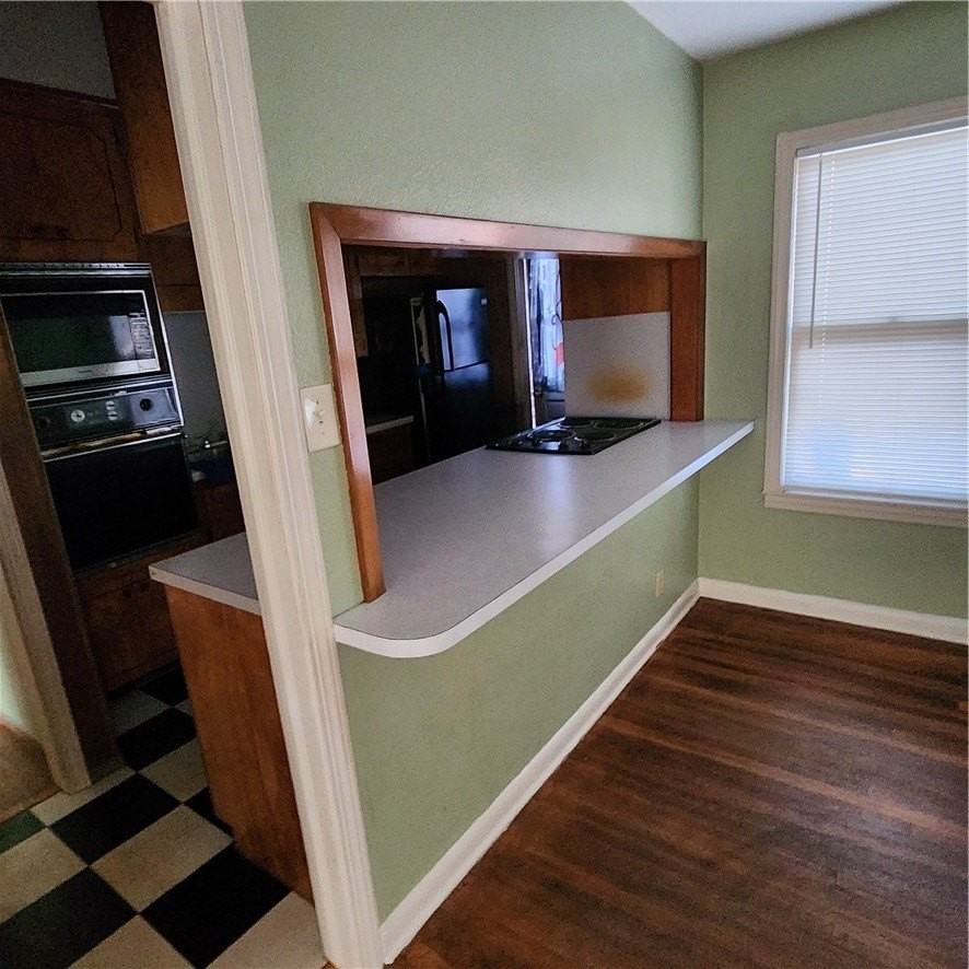 4429 Cherry St - Photo 5 of 10