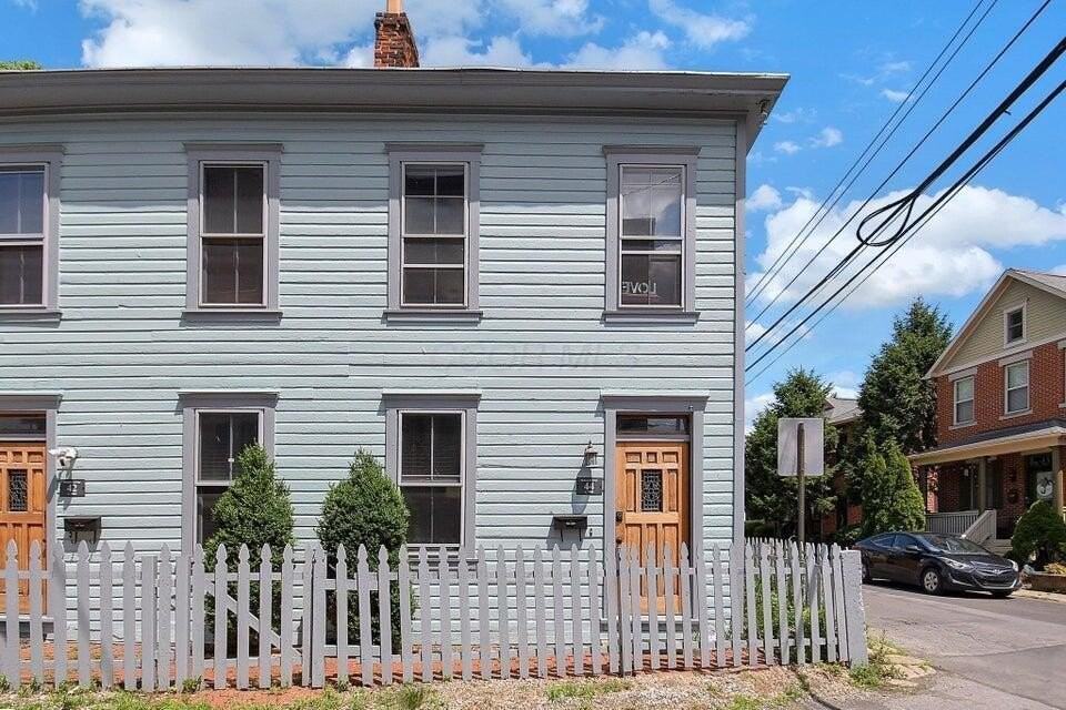 44 E Prescott St - Photo 2 of 24