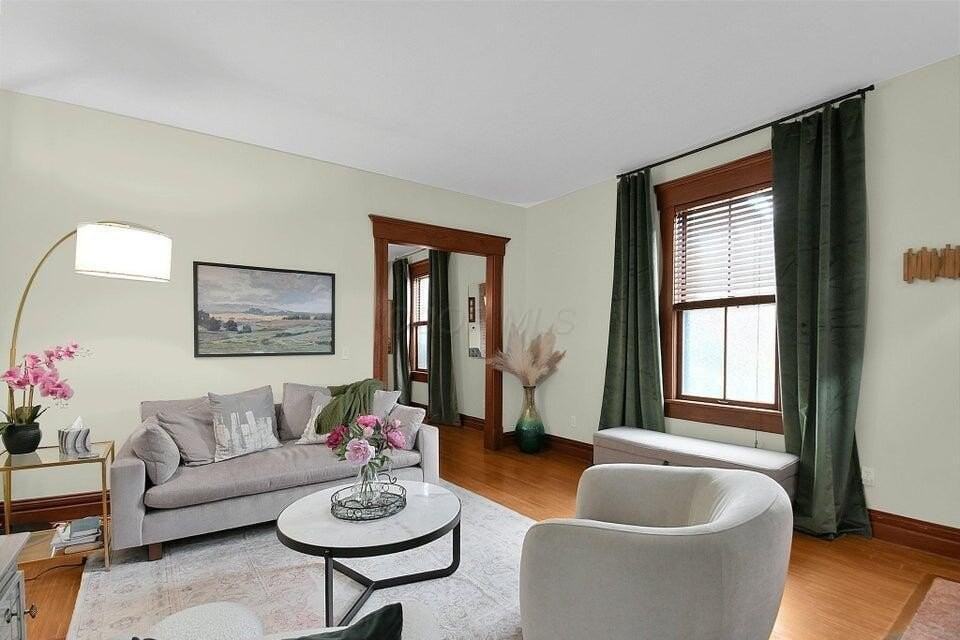 44 E Prescott St - Photo 5 of 24