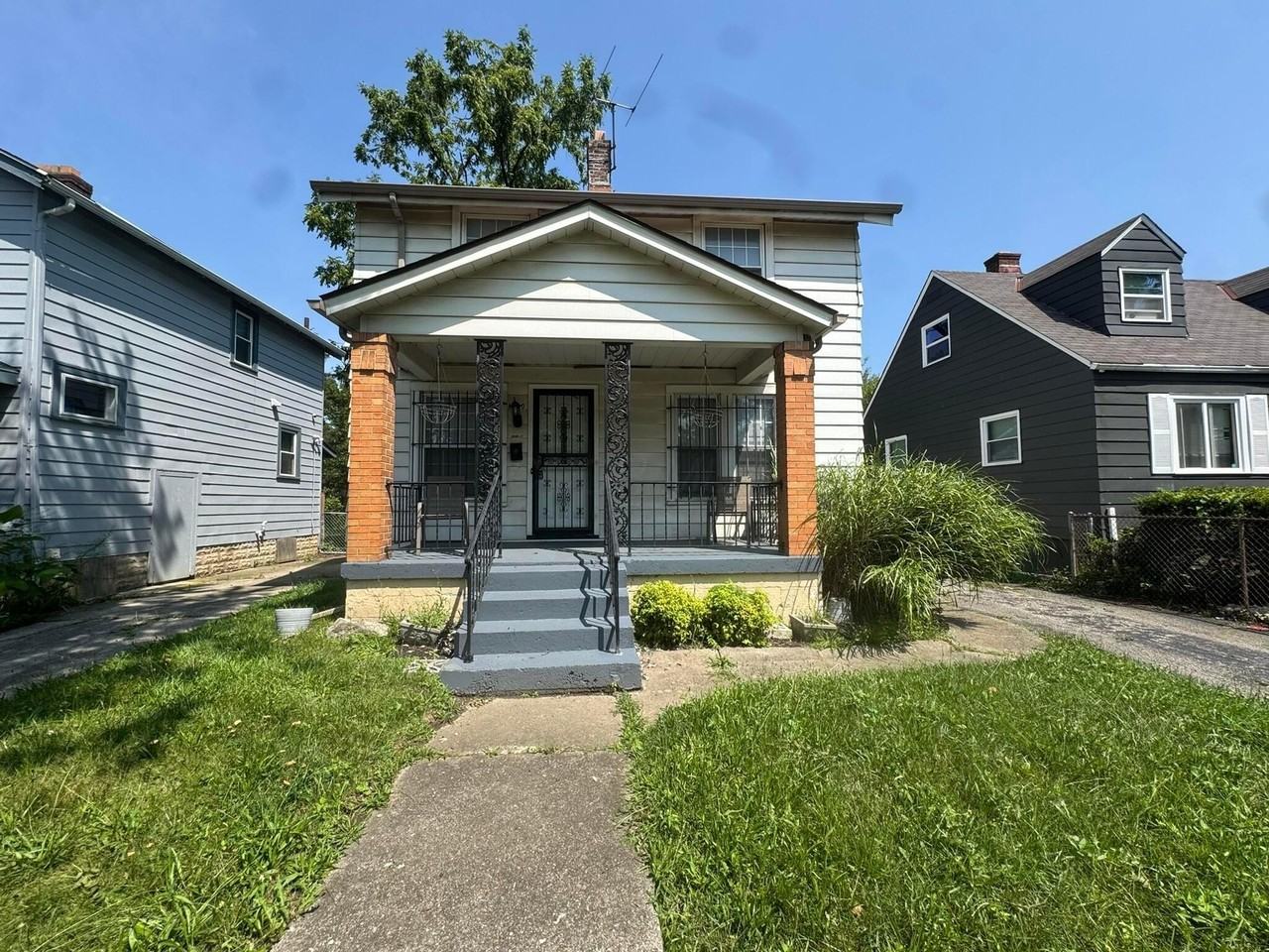 1480 E 24th Ave - Photo 2 of 41