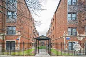 featured image of 5250 S Drexel Ave #B