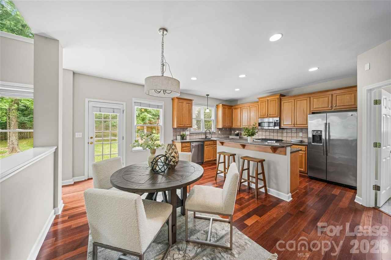 13818 Ballantyne Meadows Dr - Photo 5 of 26