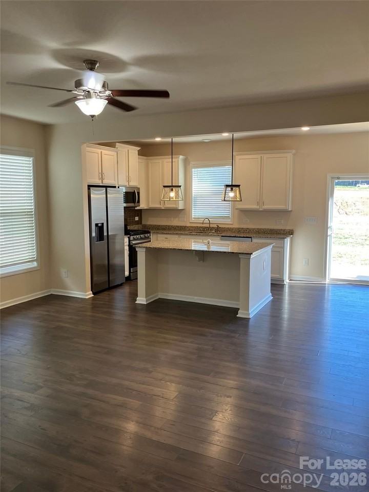 8145 Sheffield Dr - Photo 2 of 16