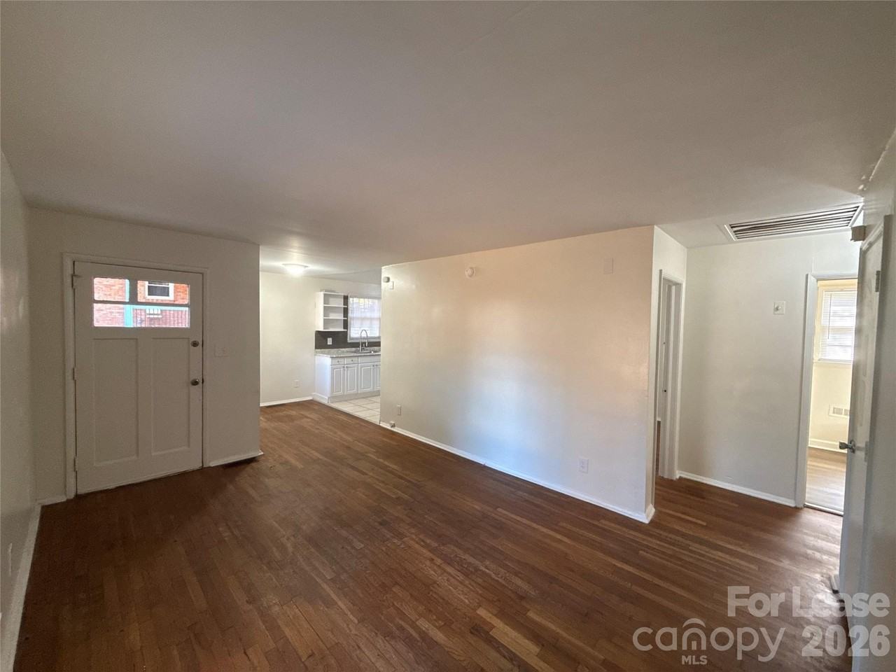 5135 Grapevine Dr - Photo 3 of 14