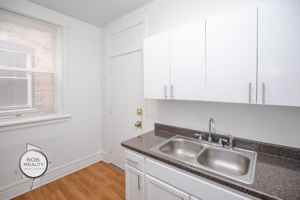 featured image of 2404 W 63rd St #2C