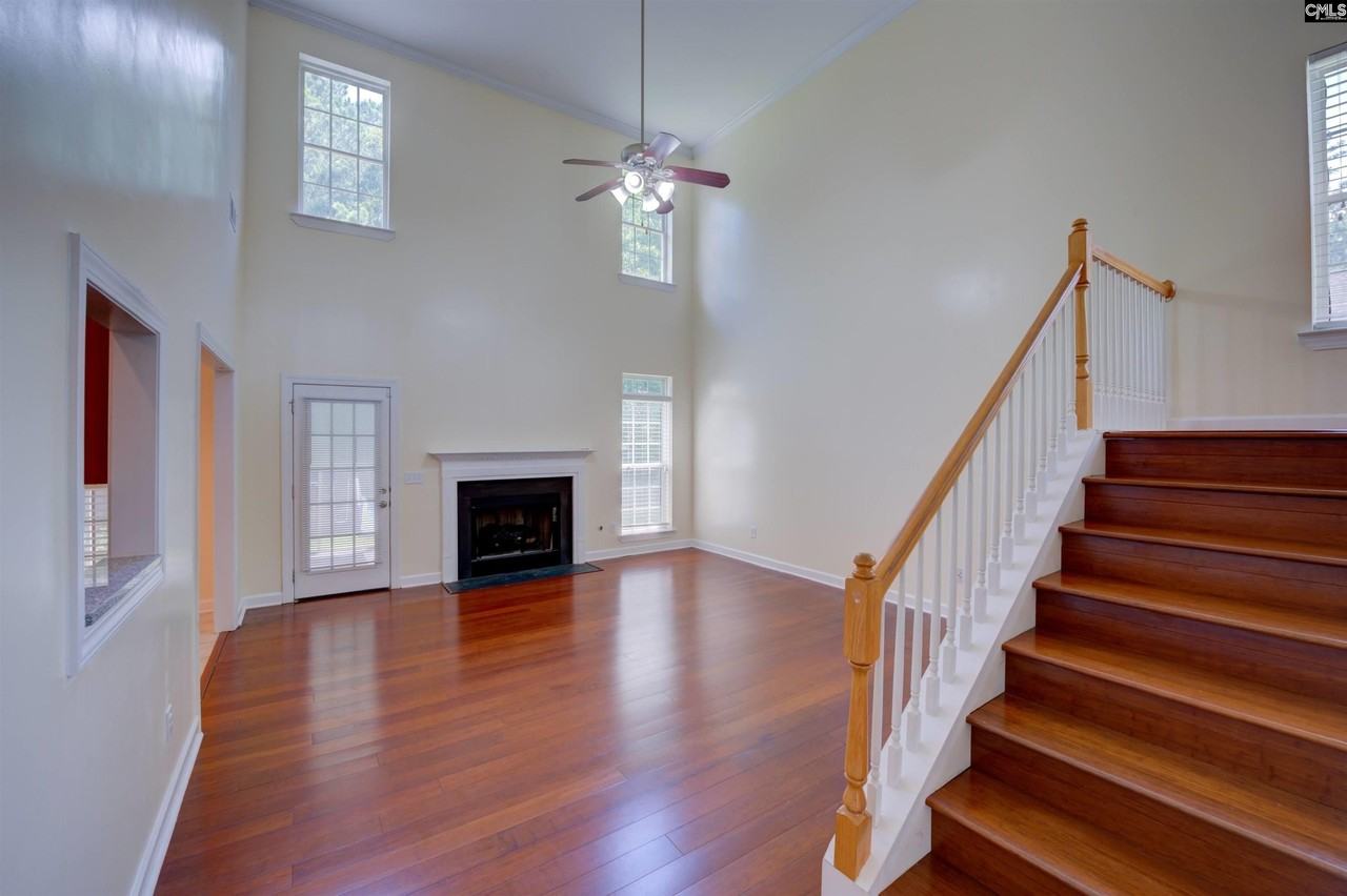 3 Blue Mountain Ct - Photo 7 of 32