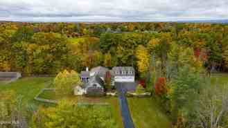 15 Saratoga Farm Rd - Photo 1 of 1