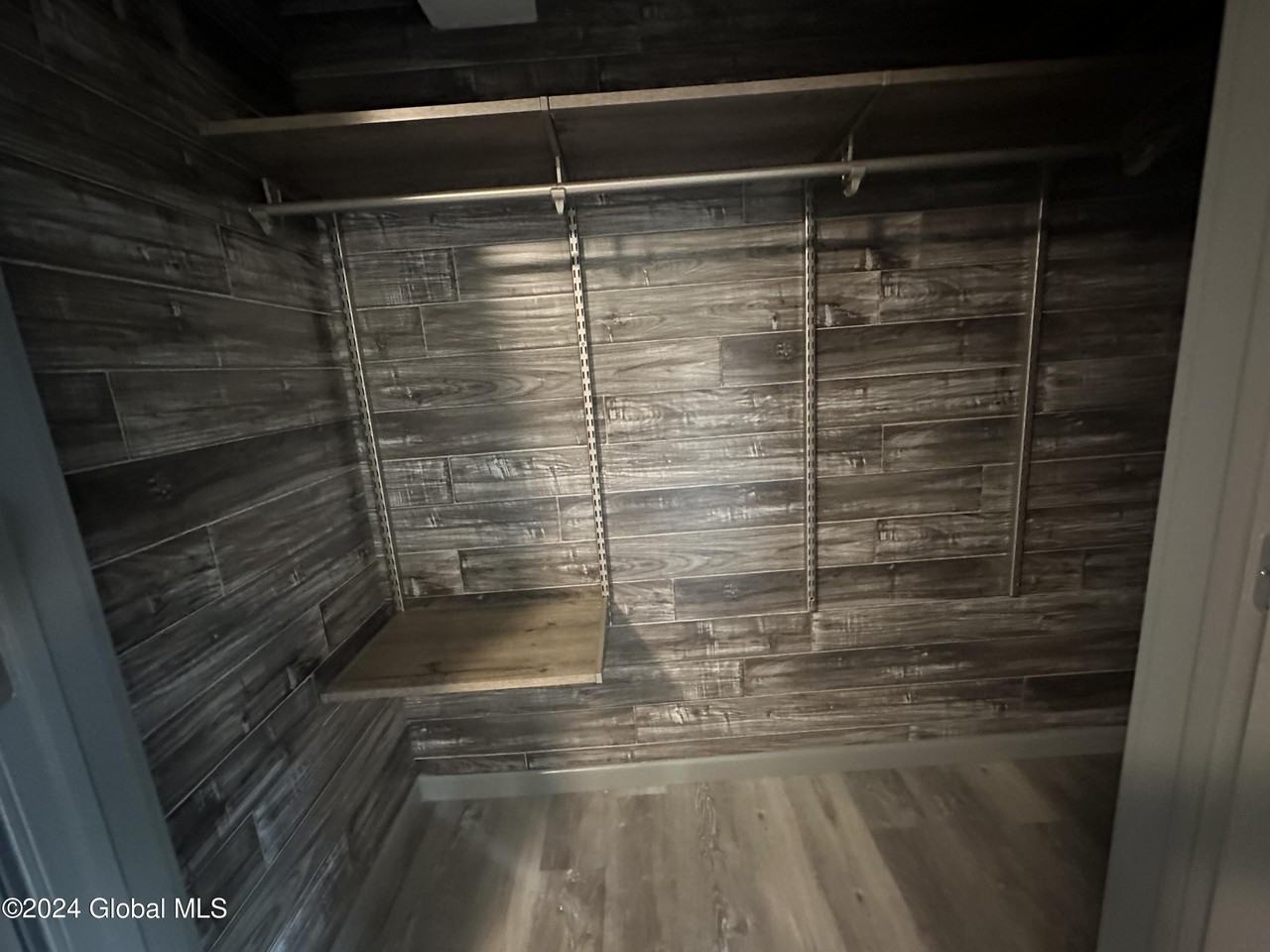 3911 Albany St - Photo 5 of 16