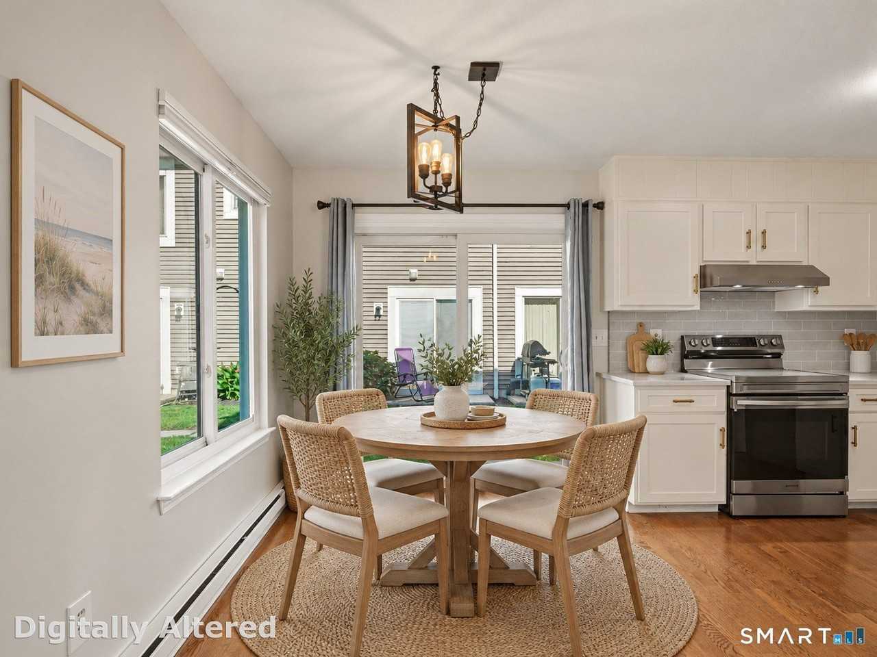 31 Betts Pl #1 - Photo 4 of 17