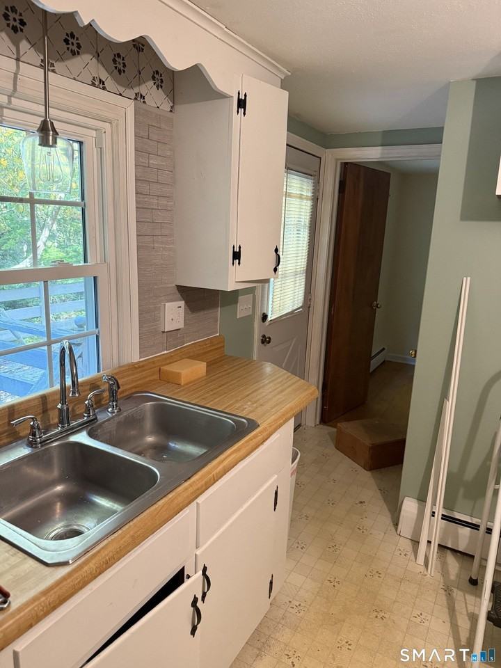 10 Bur Del Dr - Photo 2 of 9