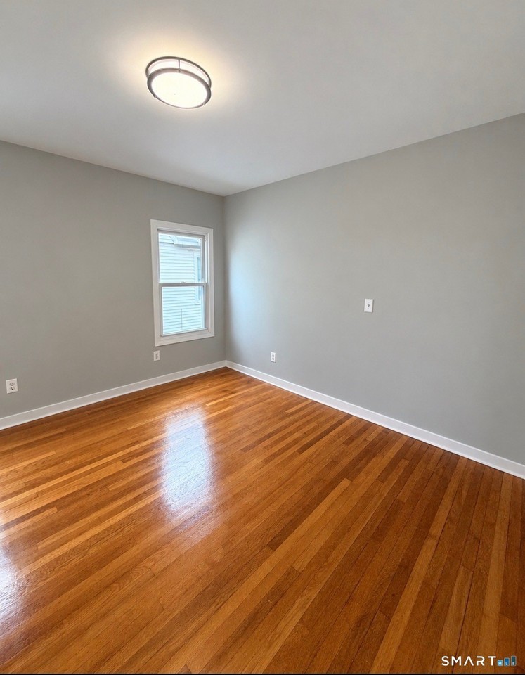118 Union Ave #2 - Photo 5 of 6