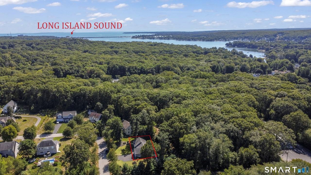 1 Arrowhead Trl - Photo 2 of 22