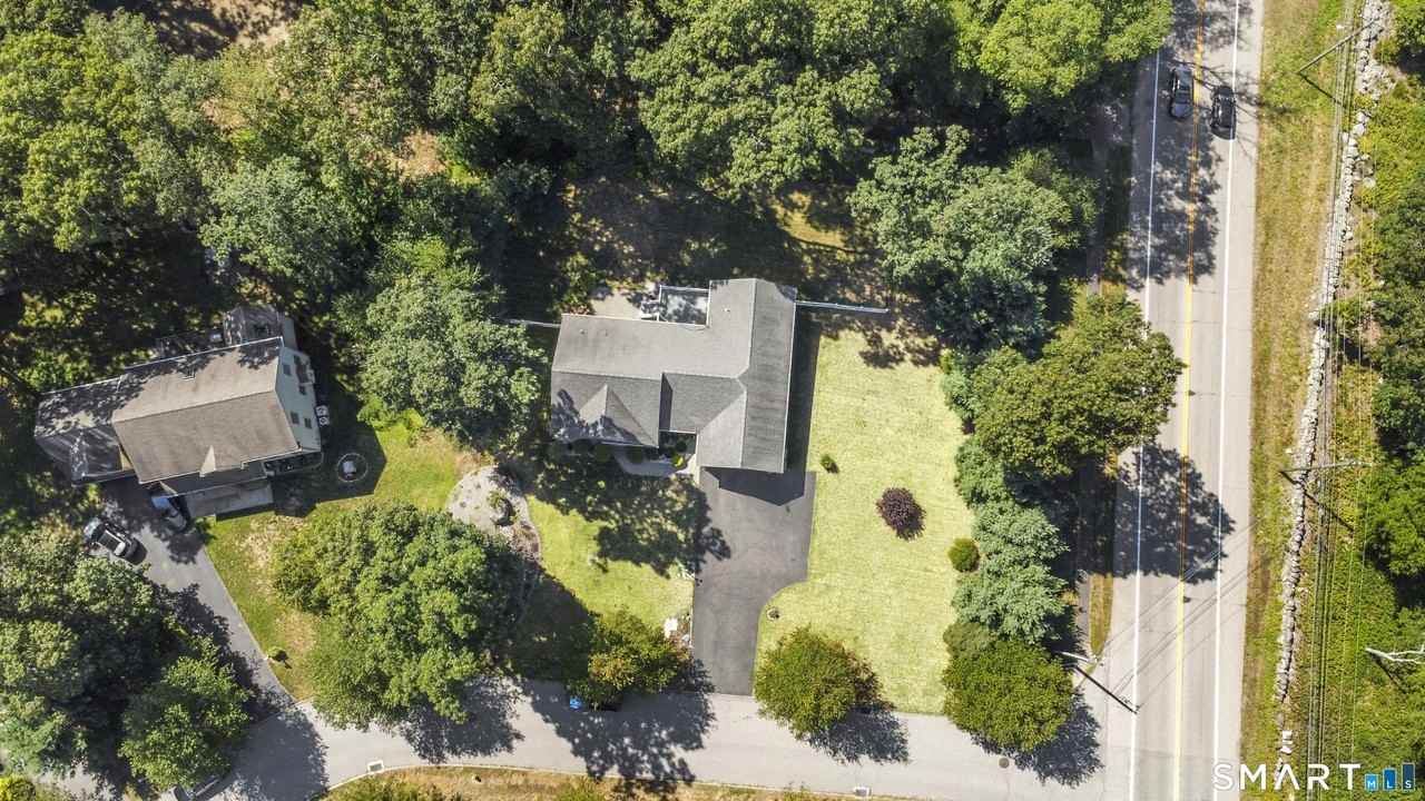 1 Arrowhead Trl - Photo 3 of 22