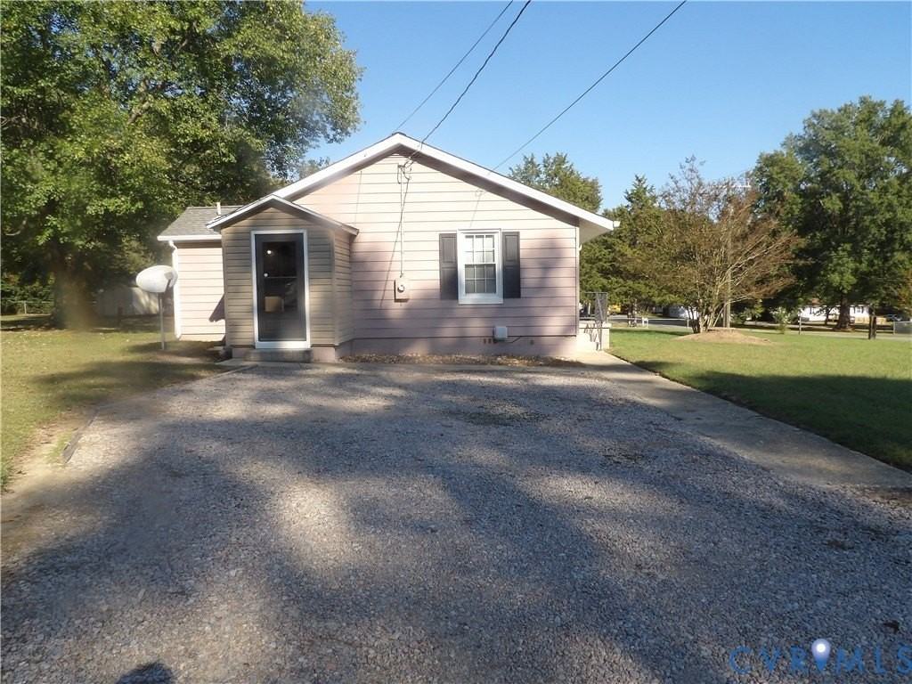 3206 South St - Photo 4 of 27