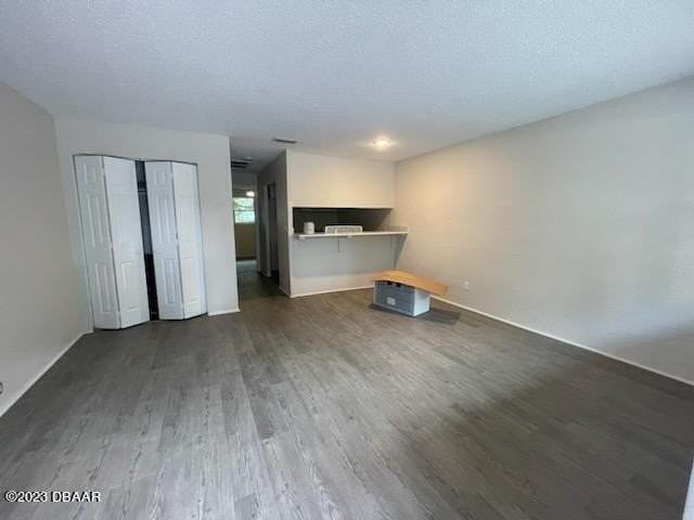 135 North St #3 - Photo 3 of 9