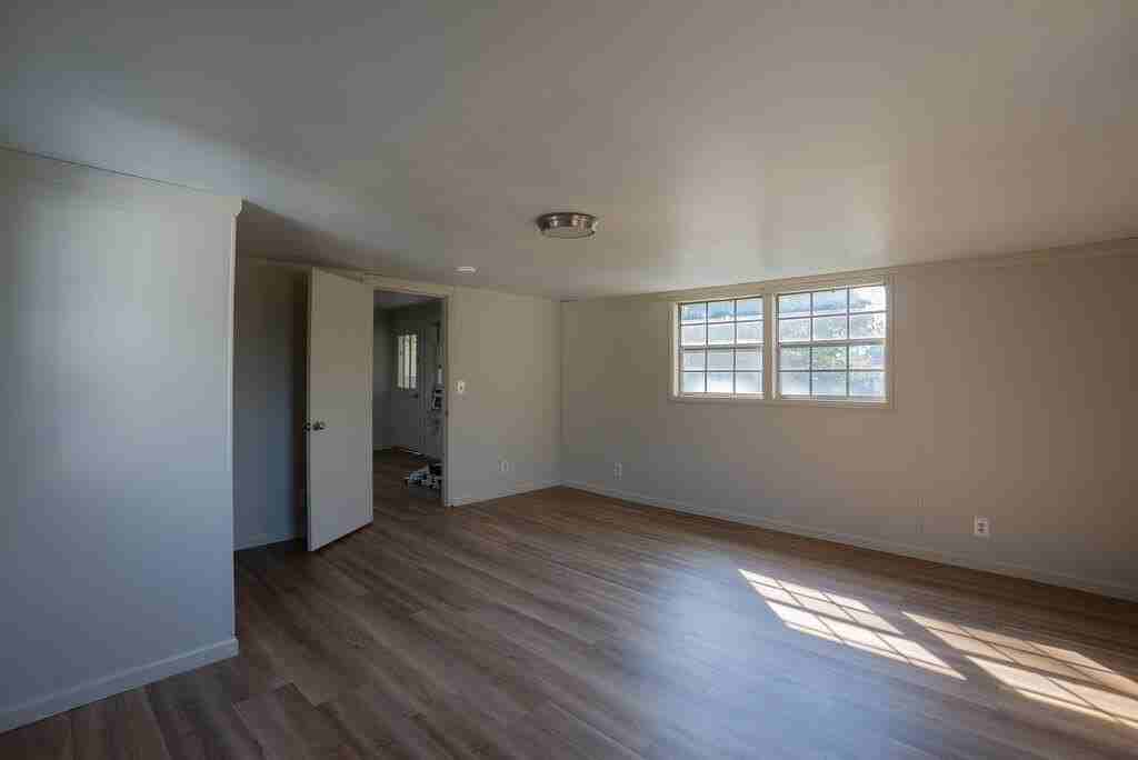 151 Valley Point Dr Se - Photo 6 of 14