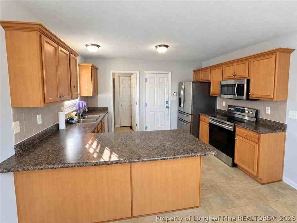 249 Saint George Dr - Photo 6 of 23
