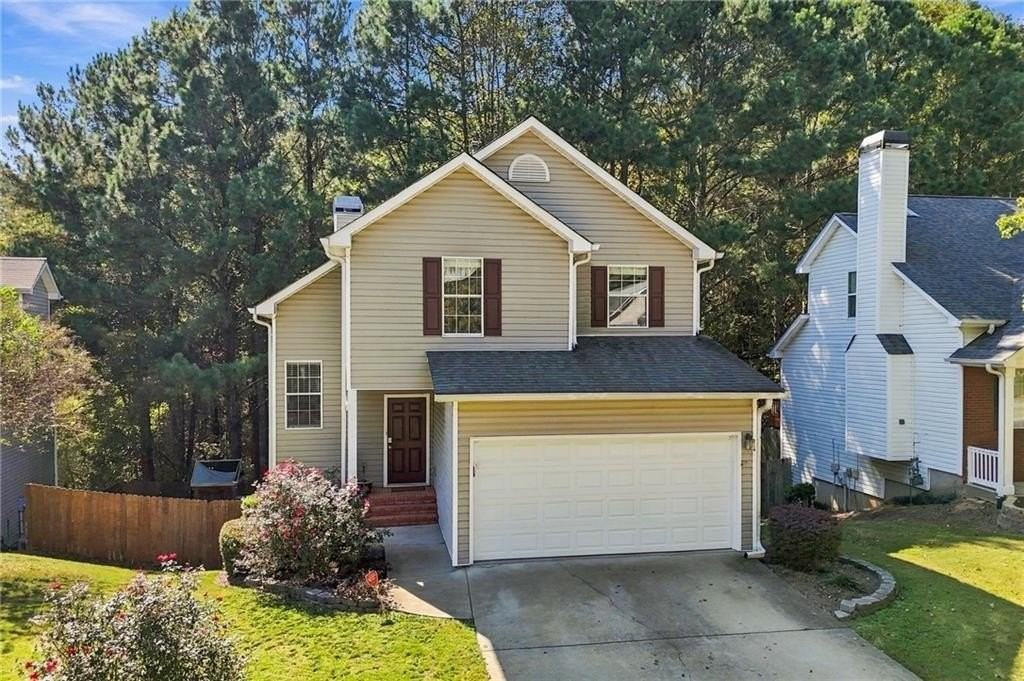 538 Parkstone Ln - Photo 3 of 50