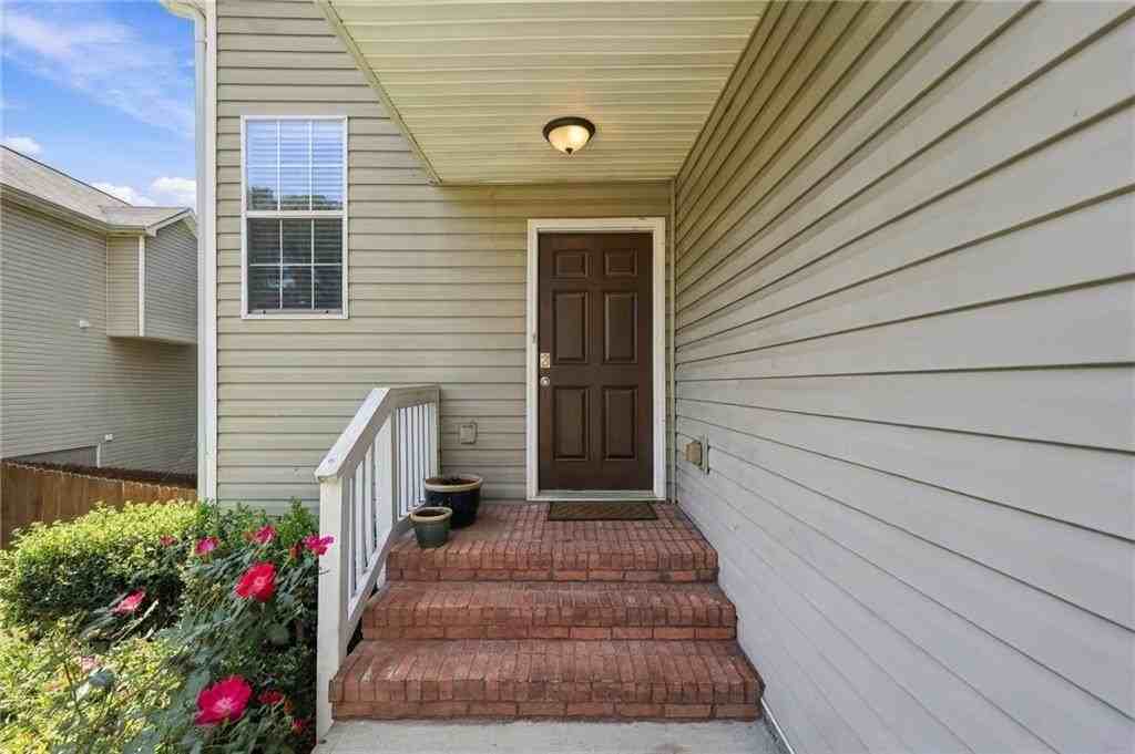 538 Parkstone Ln - Photo 5 of 50