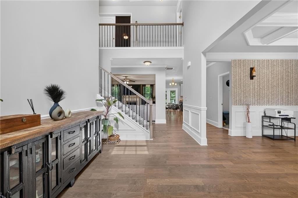 5686 Walnut Mill Ln - Photo 3 of 20