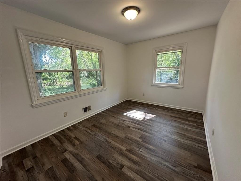 771 Prince Ter - Photo 2 of 10