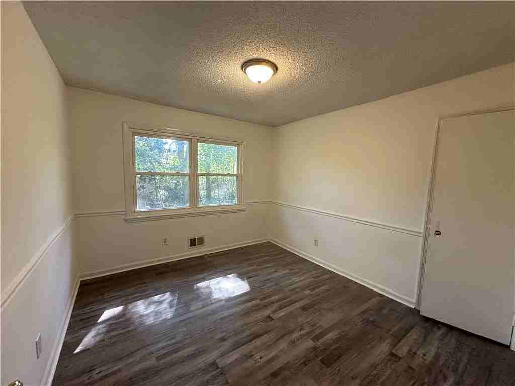 771 Prince Ter - Photo 7 of 10