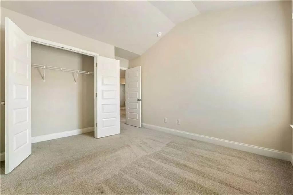 422 Hinton Farm Way - Photo 3 of 25
