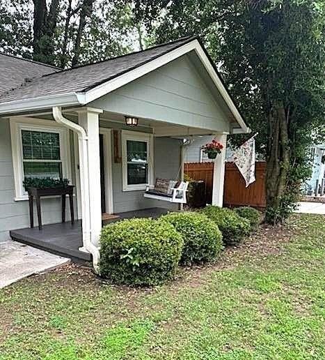 1341 Joyner Ave Se - Photo 2 of 20