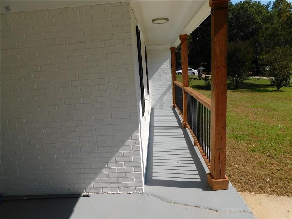 3928 Lillie St - Photo 3 of 26