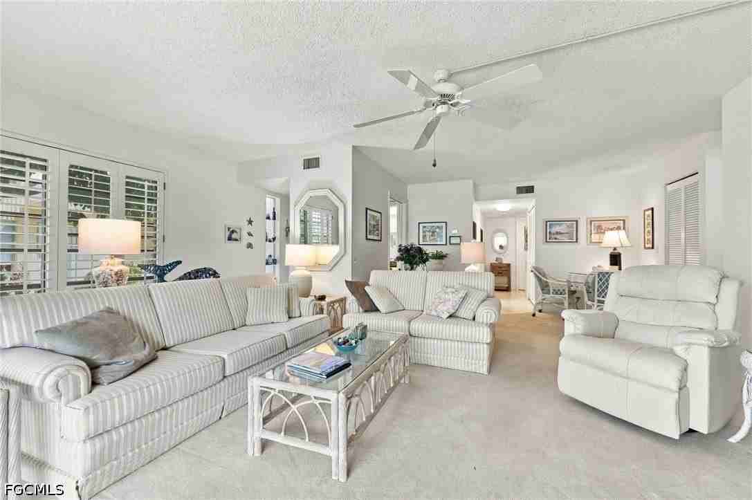 704 Broad Ave S #704 - Photo 2 of 29
