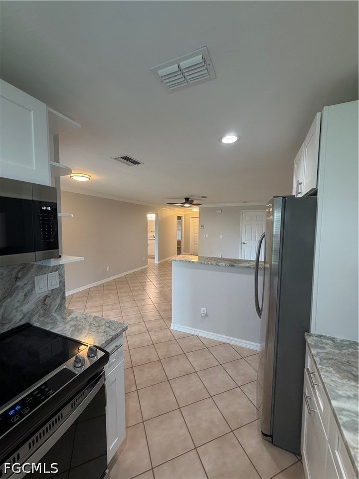 9305 Cobbler Ln - Photo 6 of 13