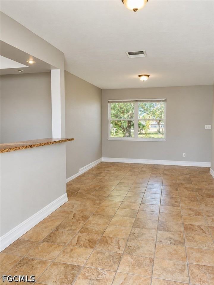 19 Arizona Rd - Photo 2 of 18