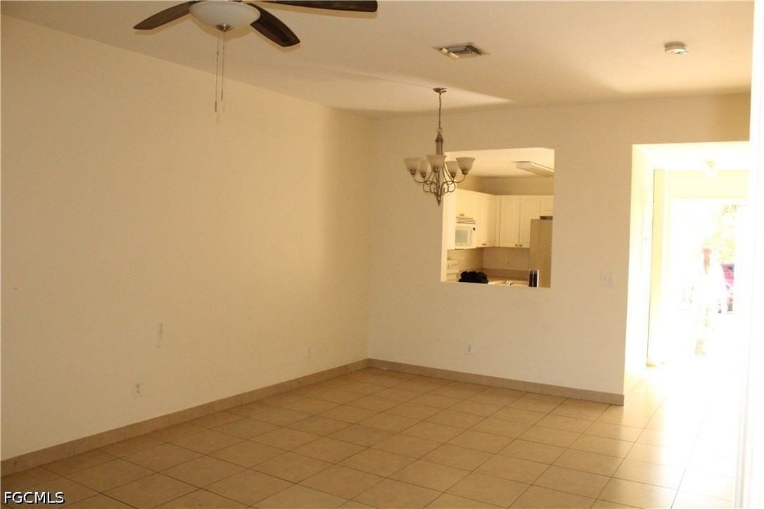 703 Se 8th Ter #B - Photo 4 of 11