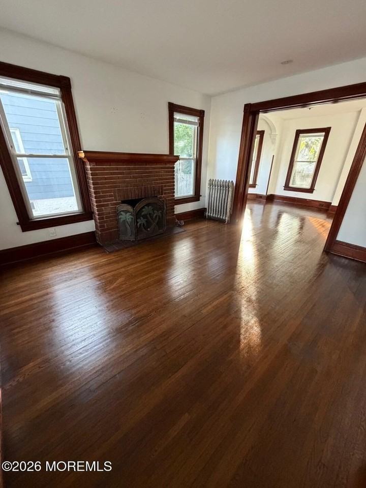92 Broadway - Photo 6 of 15