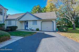 featured image of 81 Poplar Pl