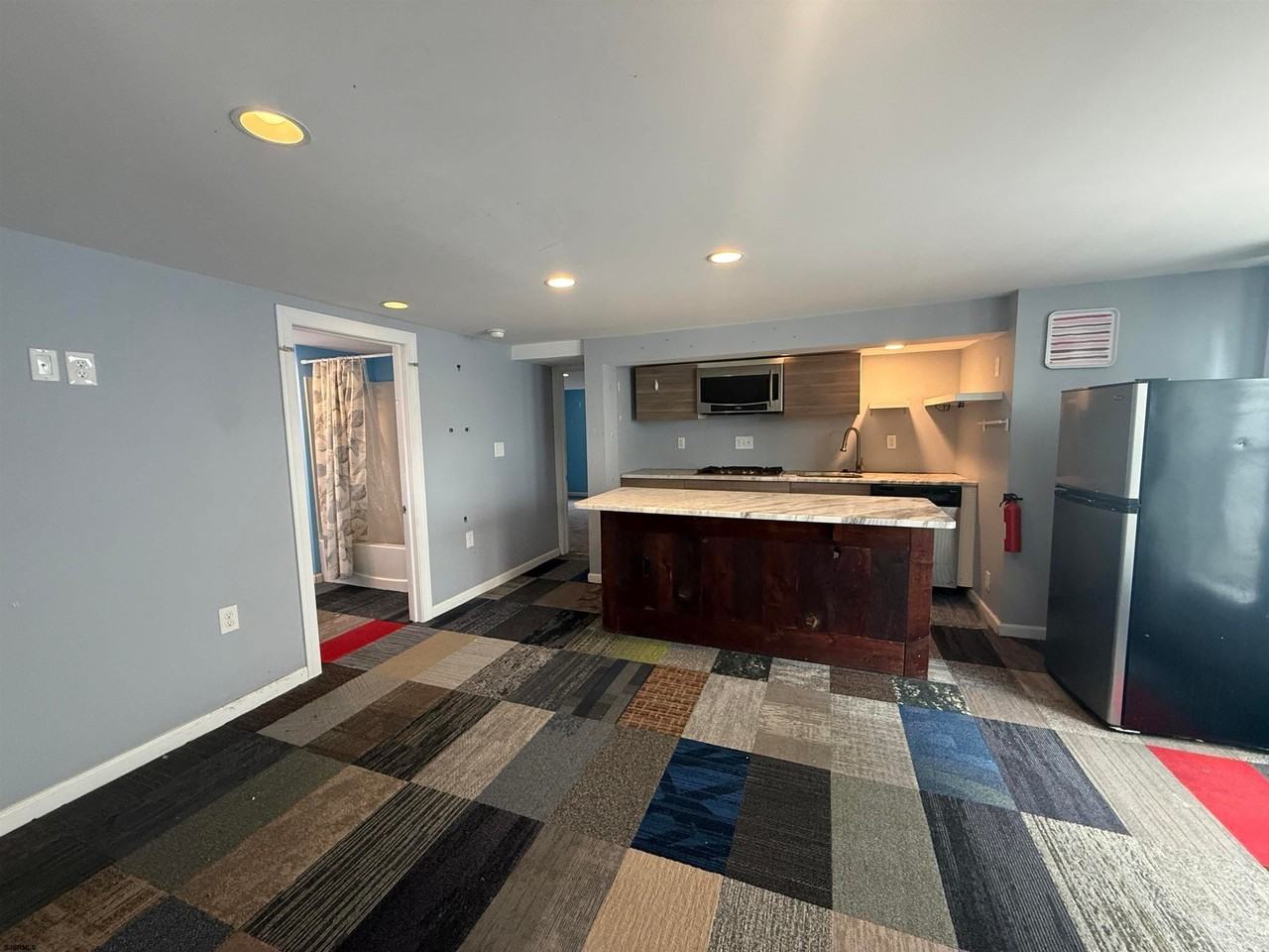 119 N Newark Ave - Photo 5 of 11