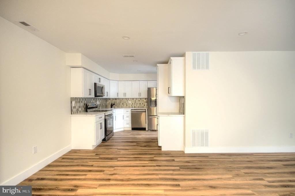 14 Pickwick Pl - Photo 6 of 37