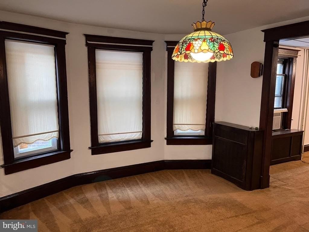 675 Rutherford Ave - Photo 6 of 13