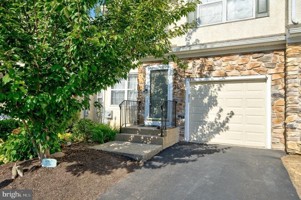 featured image of 1451 Sweetbriar Dr